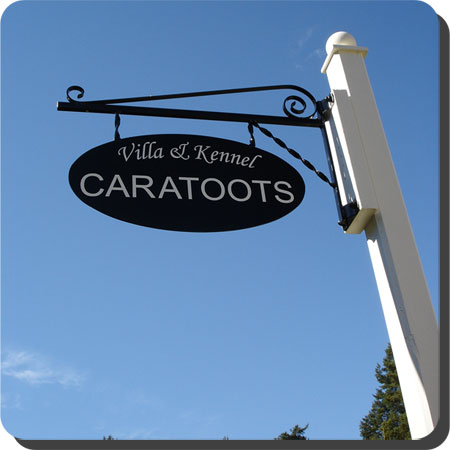 Villa & Kennel Caratoots